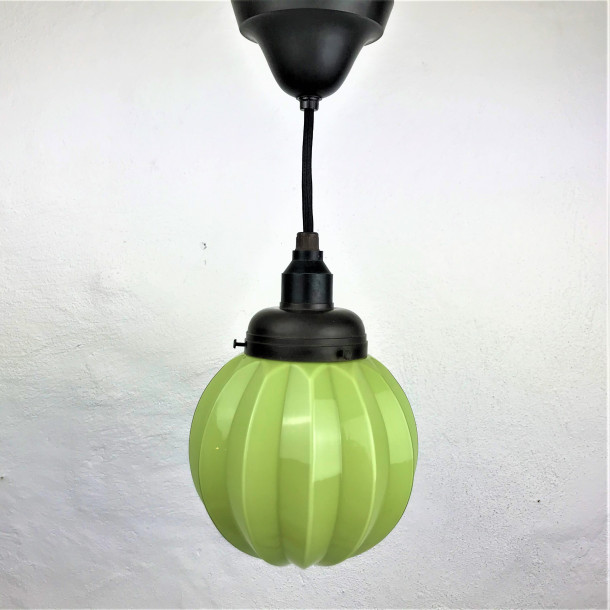 Smuk Art Deco Loftlampe i Grnt Glas