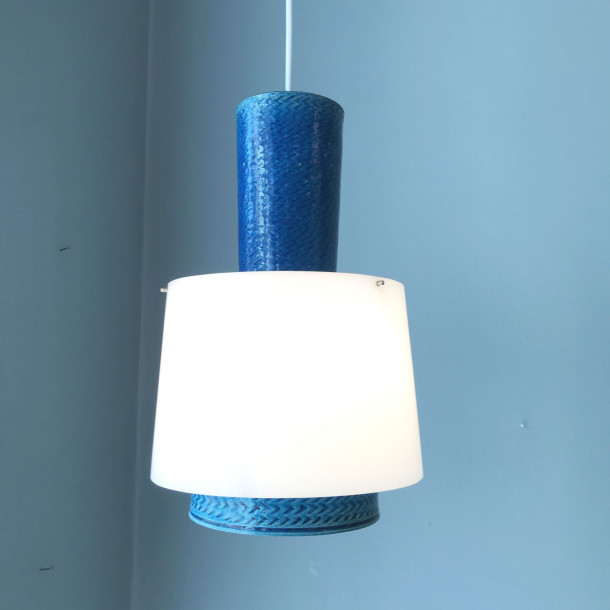 Sjlden Nils Khler loftlampe fra 1950'erne i stentj og akryl